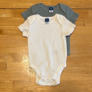 Old Navy Kids Bodysuit Set - White and Green
